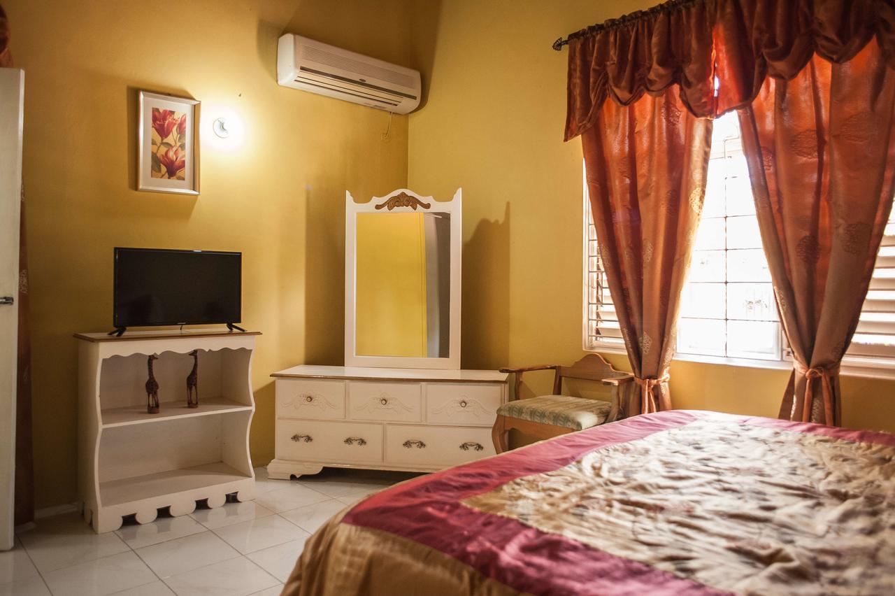 Diamond Villa Guest House Montego Bay Eksteriør billede