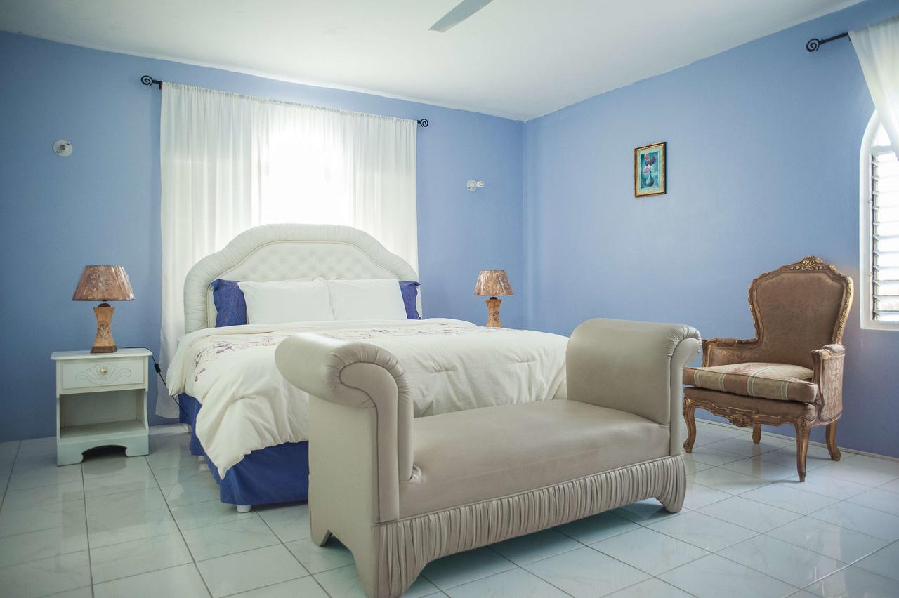 Diamond Villa Guest House Montego Bay Eksteriør billede